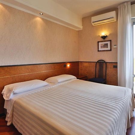 David Palace Hotel Порто-Сан-Джорджо Екстер'єр фото
